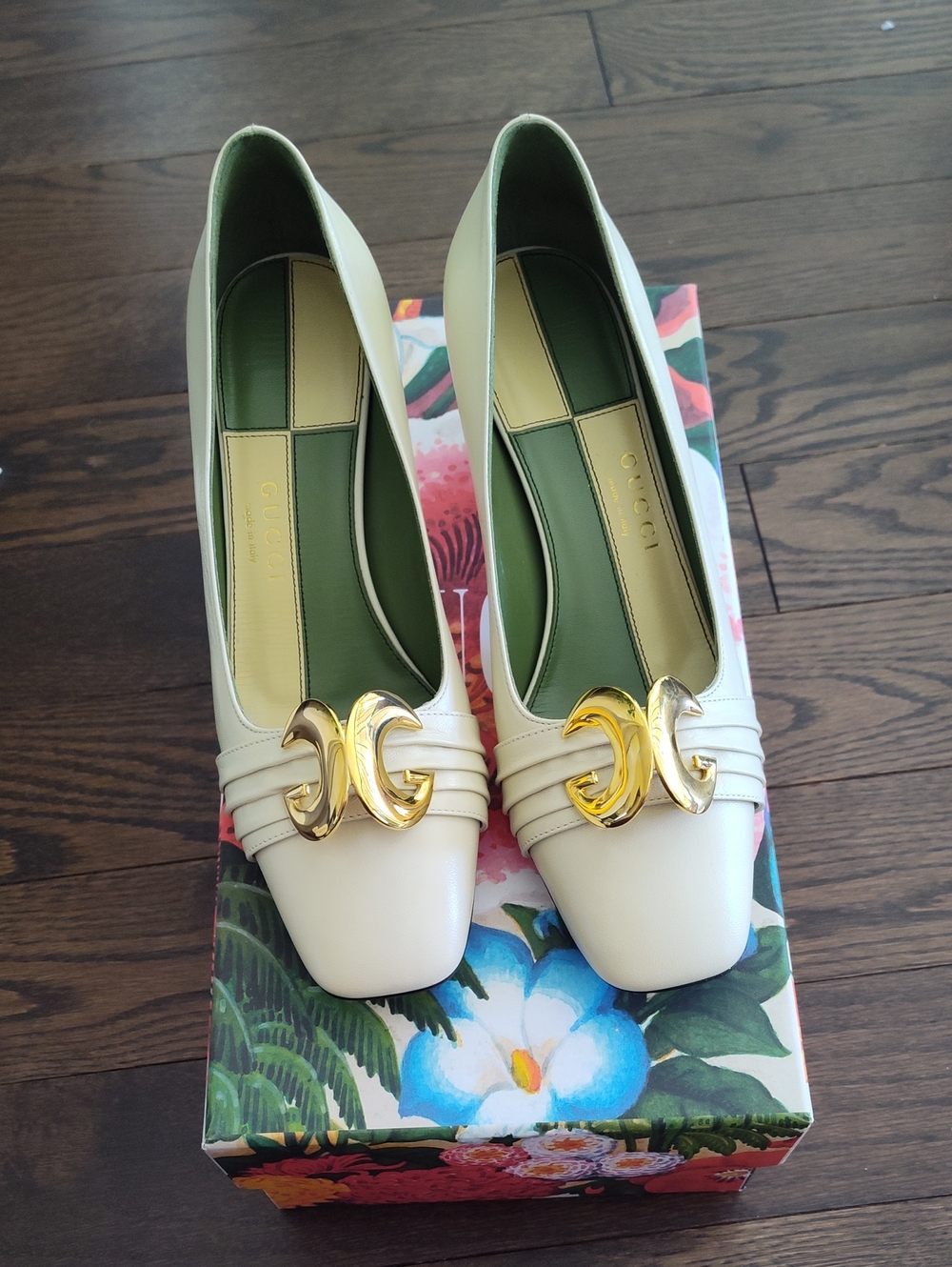 GUCCI Malaga Kidleather Vintage White Heels
